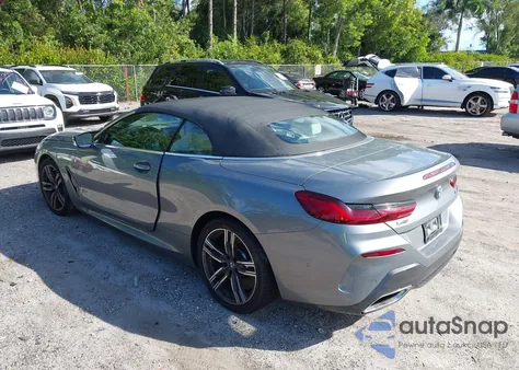 2025 BMW M850I xDrive z USA, uszkodzony, nr VIN WBAFY4C03SCU16855